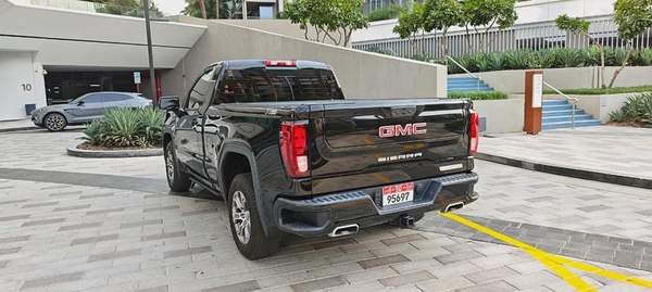2022-GMC Sierra Elevation-5.3L-8 Cyl-Excellent Condition-Full Service History-Bank Finance Available
