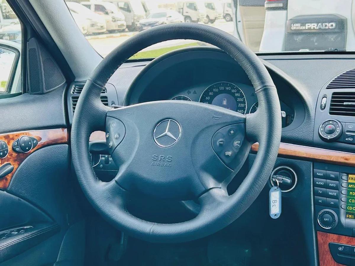 BENZ E240 | 2002 | CLEAN CAR FRESH JAPAN IMPORT-18-18