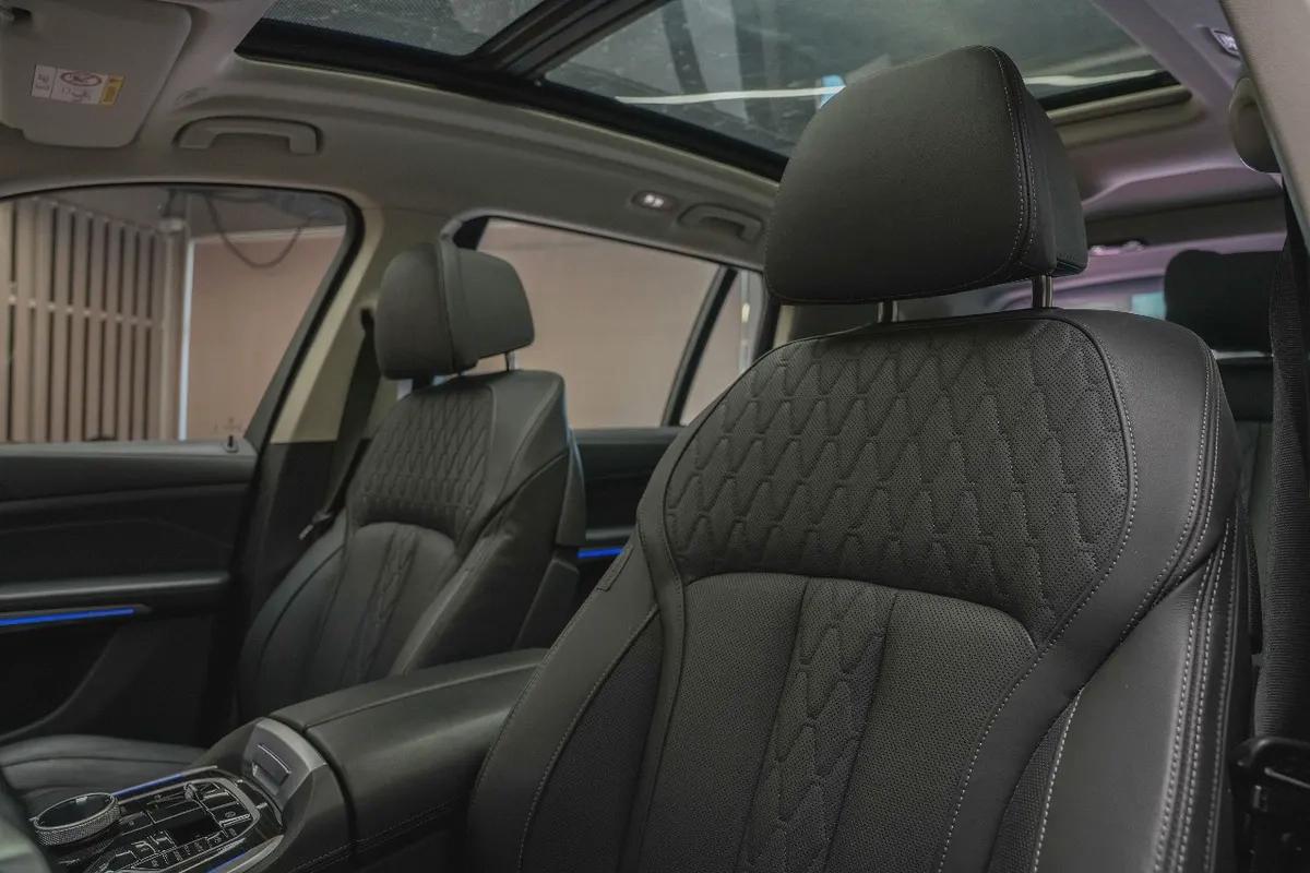 BMW X7 40i PURE EXCELLENCE || 2024 || Excellent CONDITION || FULL SERVICE HISTORY-5-5