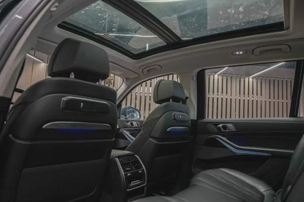 BMW X7 40i PURE EXCELLENCE || 2024 || Excellent CONDITION || FULL SERVICE HISTORY