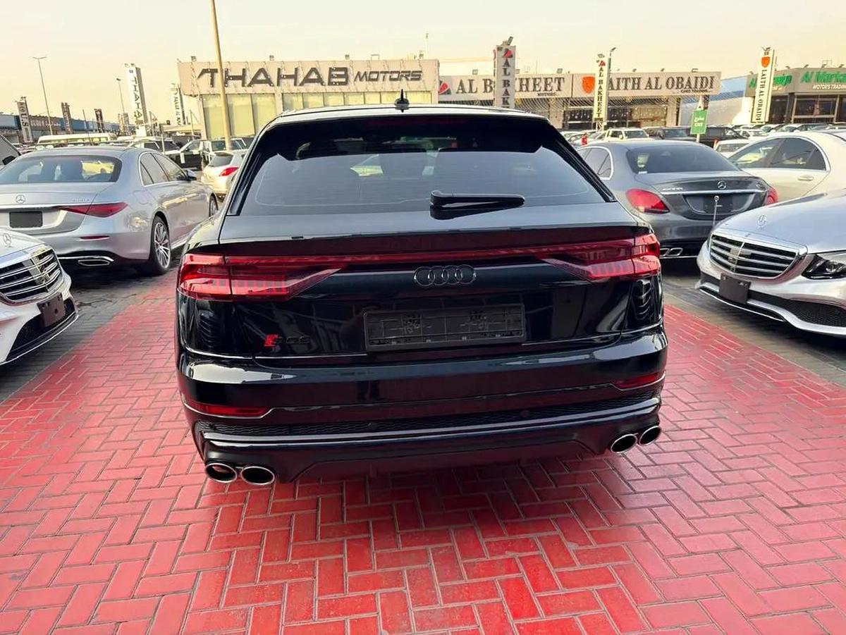 Audi SQ8-16-16
