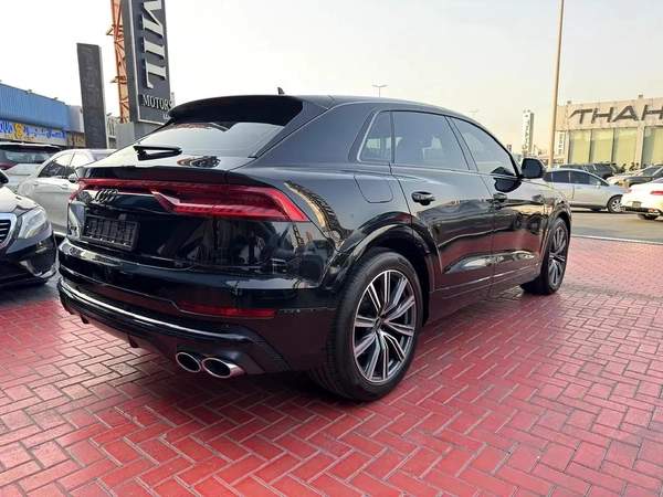 Audi SQ8