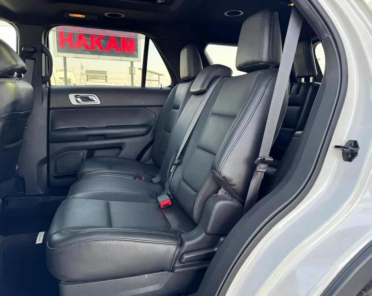 Ford Explorer XLT 2014 - Japanese Specs-15-15