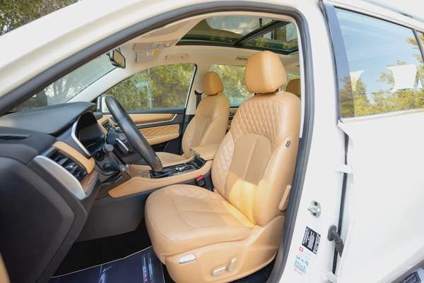 AED 755/Month | RX-8 Luxury | Free Warranty | GCC Specs | REF#M12681