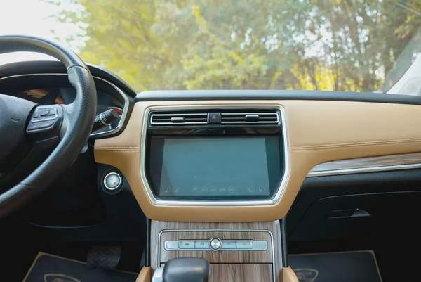 AED 755/Month | RX-8 Luxury | Free Warranty | GCC Specs | REF#M12681