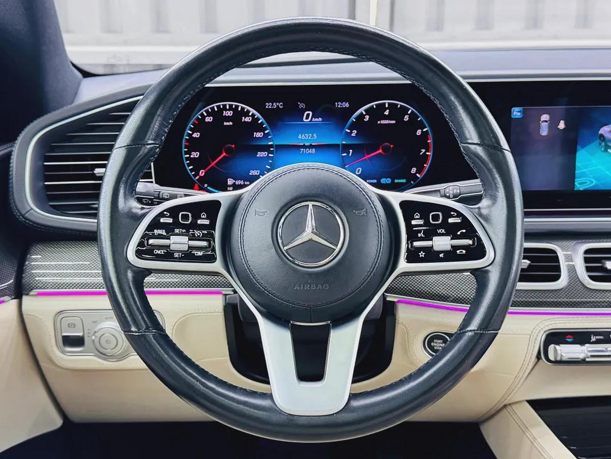 Mercedes-Benz GLE 450 2021 GCC specs for 264,000.00 AED-9-9