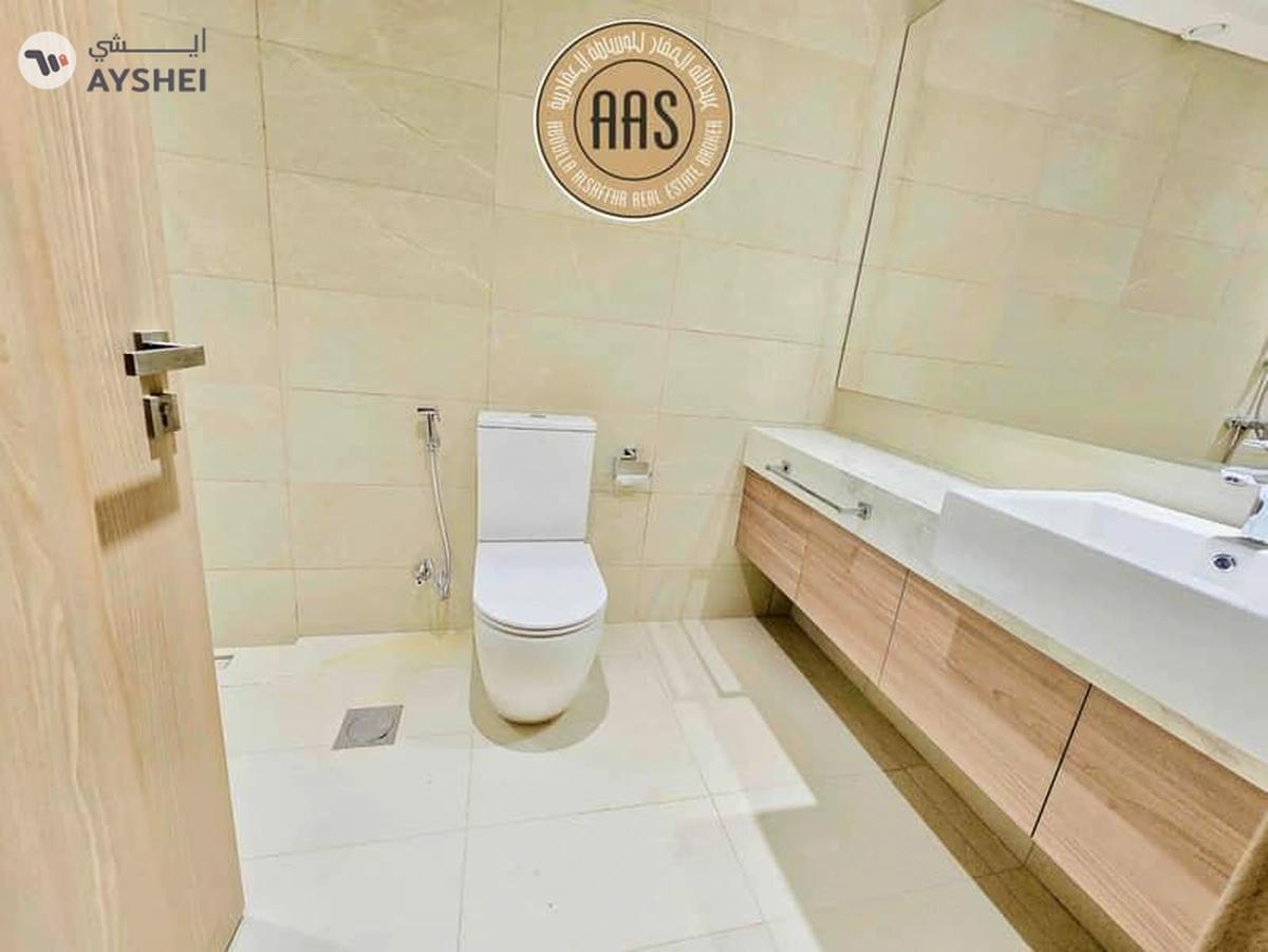 Luxurious 2 bedroom || Chiller Free || Spacious Unit-6-6