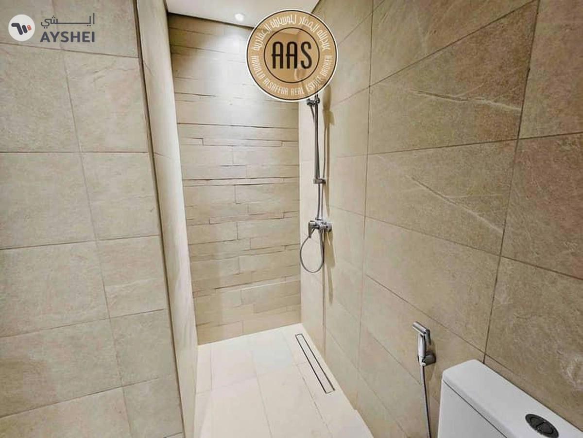 Luxurious 2 bedroom || Chiller Free || Spacious Unit-7-7