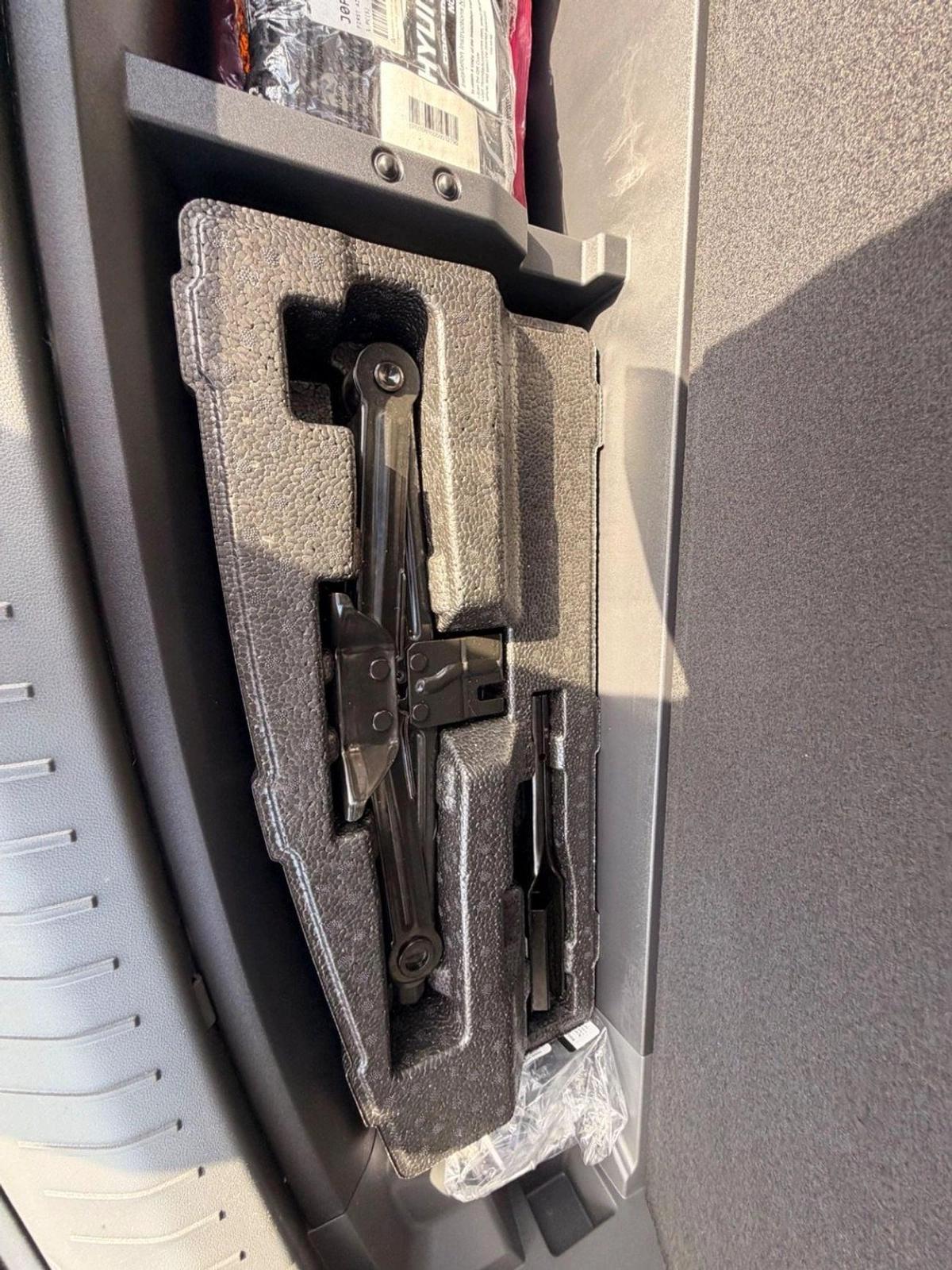 Hyundai Santa Fe Limited 2.5L // panoramic, 360 camera// full option 2024-24-24