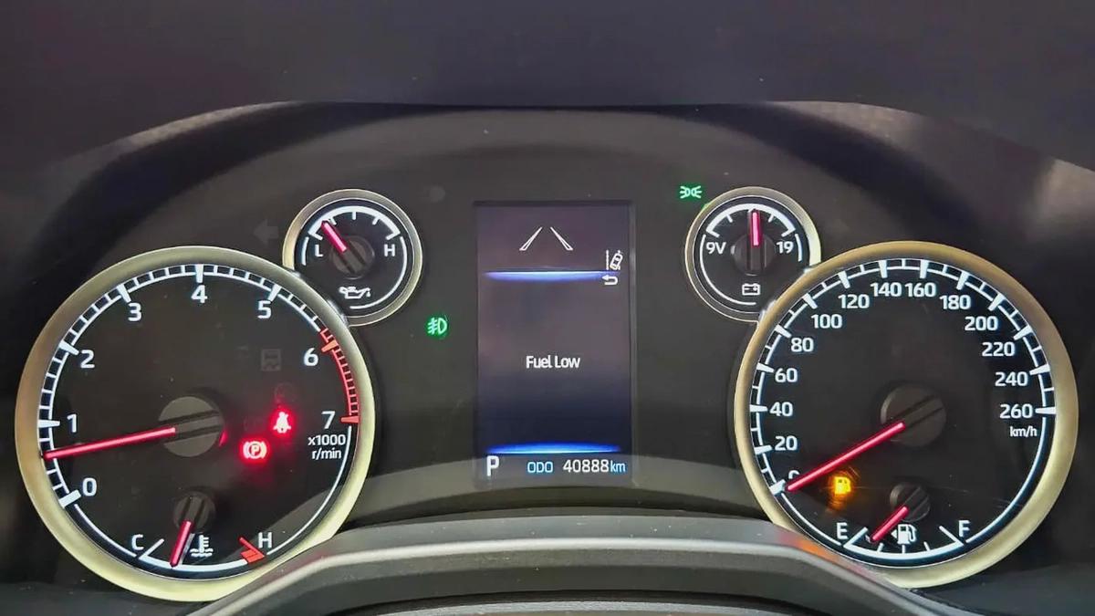 TOYOTA - LAND CRUISER - GXR - V6 TWIN TURBO - 2023 MODEL - UNDER WARRANTY - GCC SPECS - BLACK COLORE-4-4