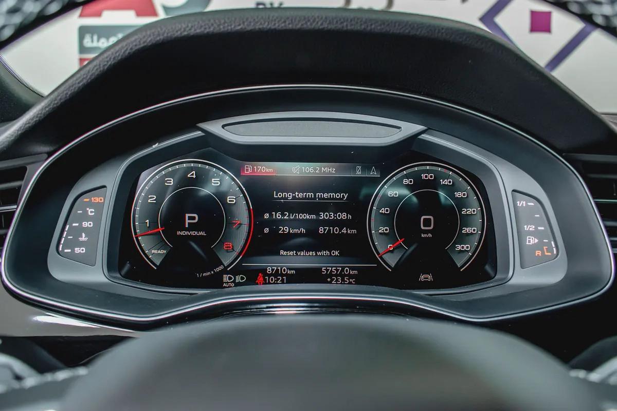 AUDI WARRANTY 2028 UNLIMITED KMS / SERVICE PACKAGE TILL 2030 OR 75,000 KMS | 3.0L 55 TFSI-12-12