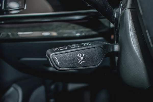 AUDI WARRANTY 2028 UNLIMITED KMS / SERVICE PACKAGE TILL 2030 OR 75,000 KMS | 3.0L 55 TFSI