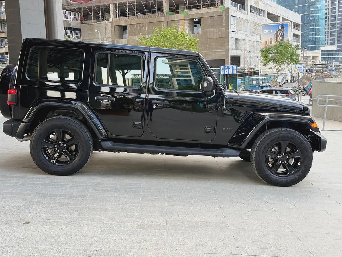 GCC Specs 2020 Jeep Wrangler Unlimited Sahara - Excellent Condition-3-3