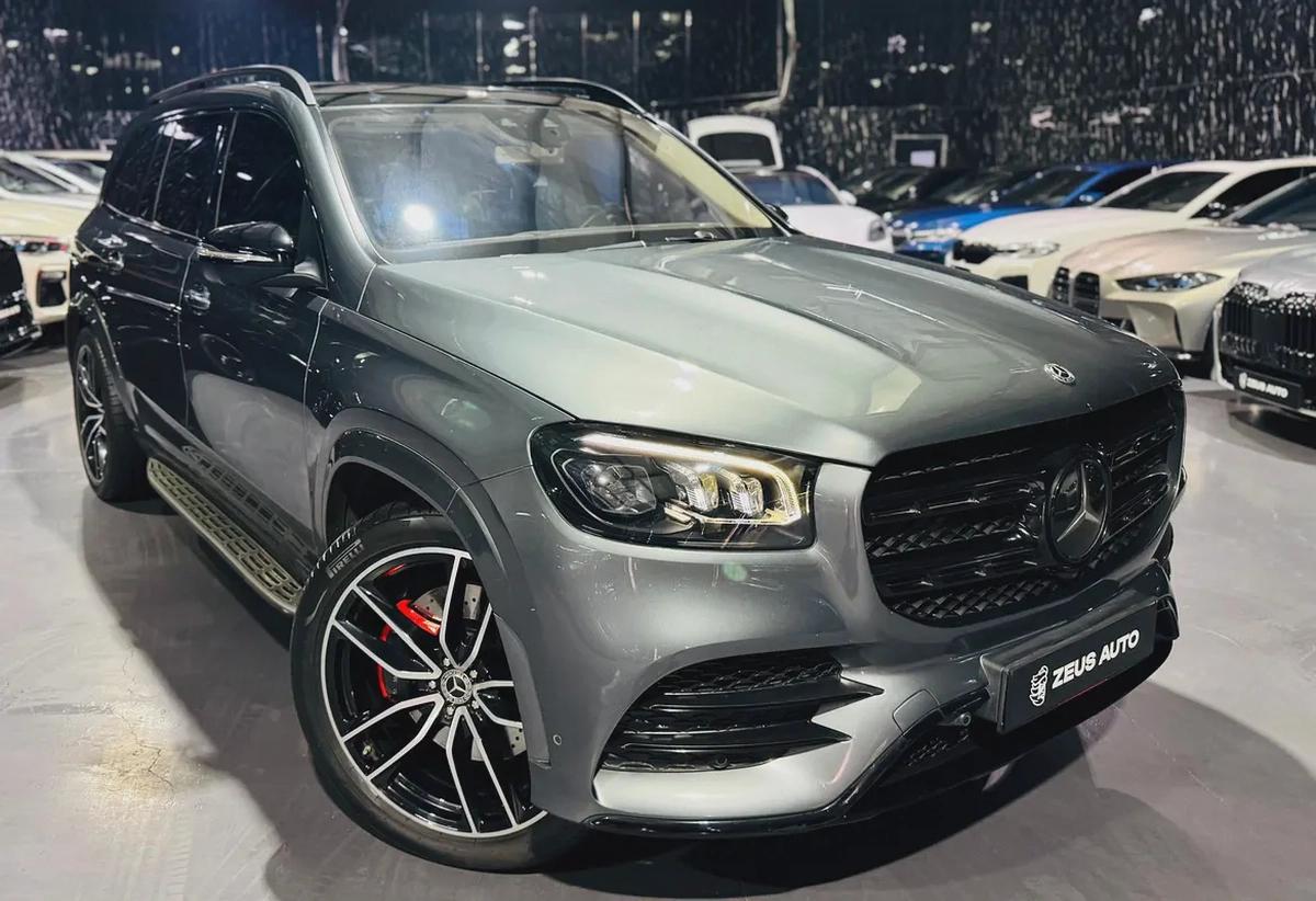 Mercedes-Benz GLS 580 2020 GCC specs for 269,000.00 AED-1-1