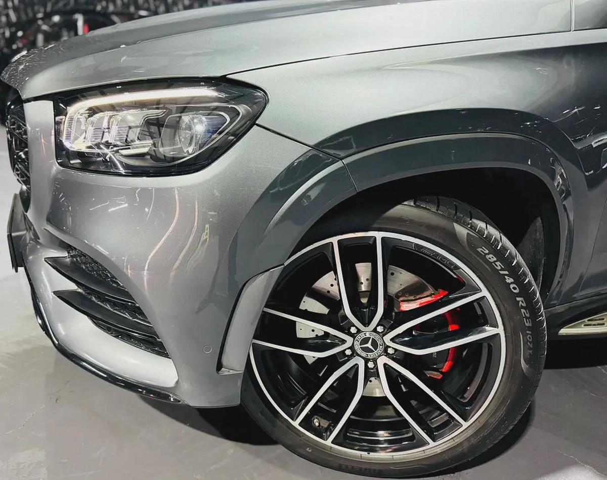 Mercedes-Benz GLS 580 2020 GCC specs for 269,000.00 AED-9-9