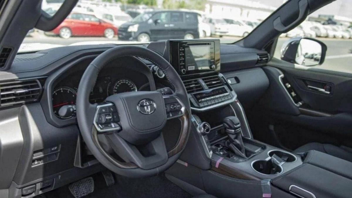 Toyota Land Cruiser LAND CRUISER VX 4.0L BLACK-9-9