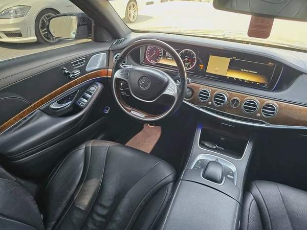 مرسيدس بنز S550 مواصفات امريكية 2014 بحالة جيدة