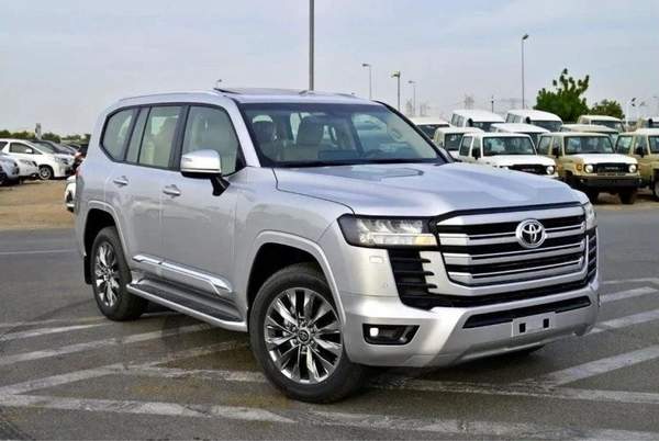 Toyota Land Cruiser 2025 TOYOTA LAND CRUISER 300 GXR V6 3.3L DIESEL 7 SEAT AT