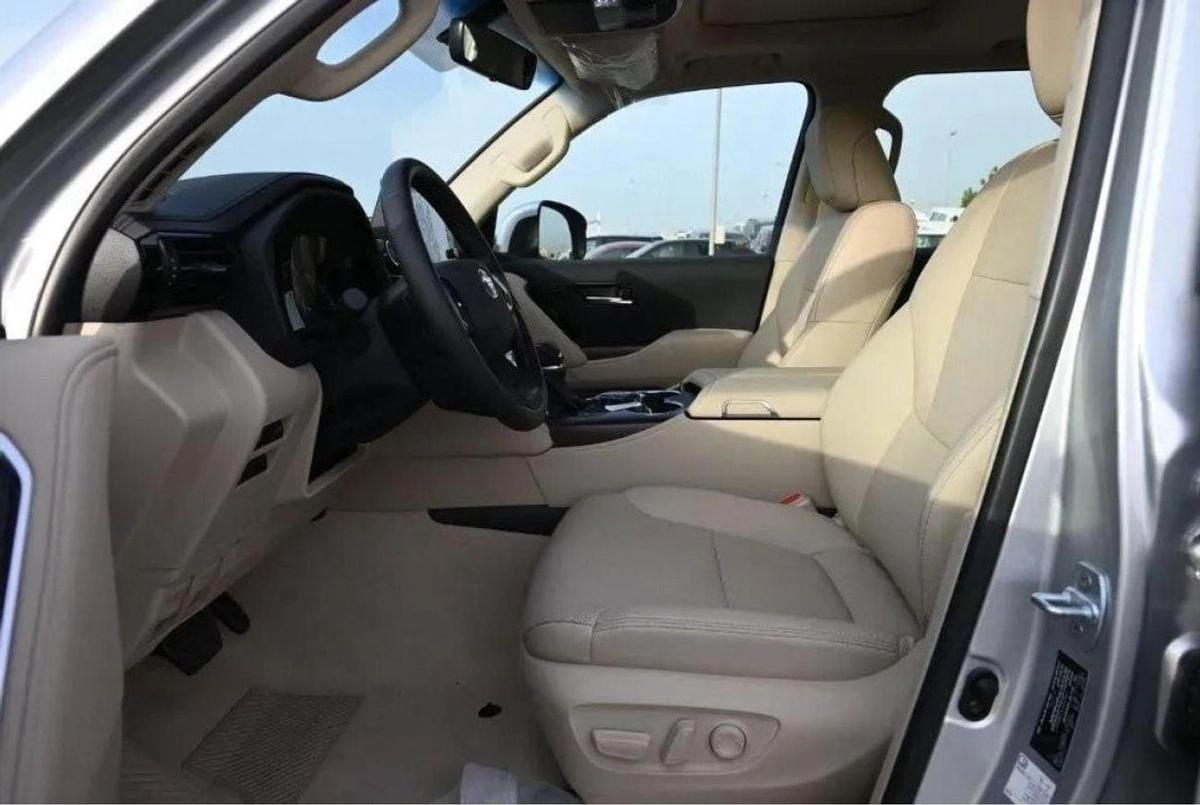 Toyota Land Cruiser 2025 TOYOTA LAND CRUISER 300 GXR V6 3.3L DIESEL 7 SEAT AT-5-5