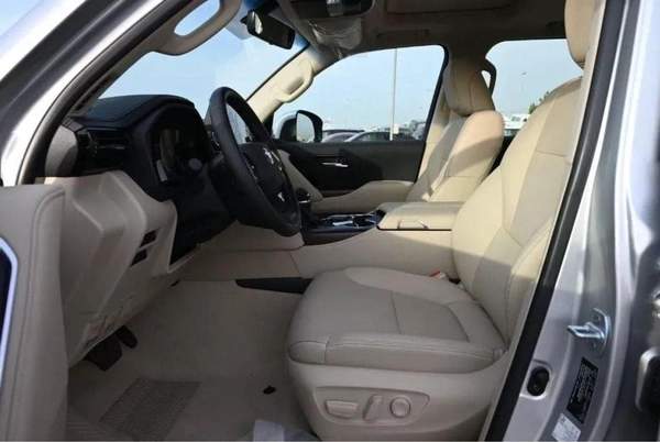 Toyota Land Cruiser 2025 TOYOTA LAND CRUISER 300 GXR V6 3.3L DIESEL 7 SEAT AT