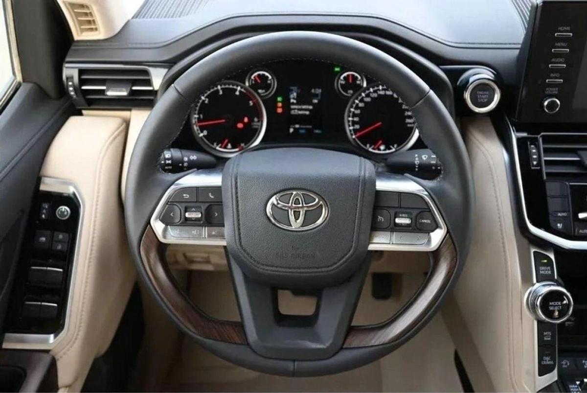 Toyota Land Cruiser 2025 TOYOTA LAND CRUISER 300 GXR V6 3.3L DIESEL 7 SEAT AT-8-8
