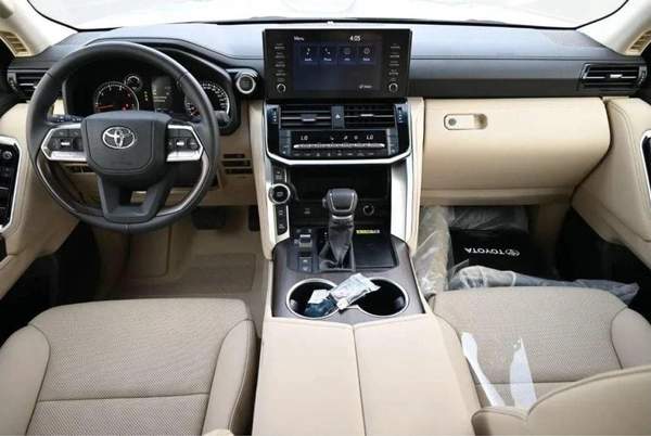 Toyota Land Cruiser 2025 TOYOTA LAND CRUISER 300 GXR V6 3.3L DIESEL 7 SEAT AT