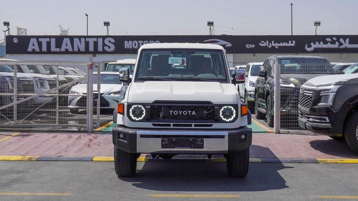 Toyota Land Cruiser 70 LX 4.0L V6 A/T Al Futtaim-1-1