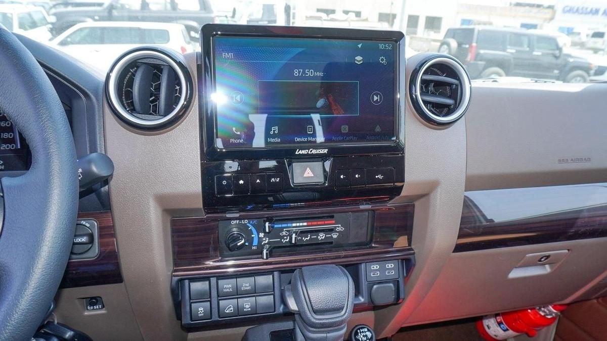 Toyota Land Cruiser 70 LX 4.0L V6 A/T Al Futtaim-5-5