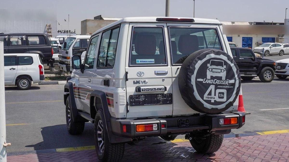 Toyota Land Cruiser 70 LX 4.0L V6 A/T Al Futtaim-14-14