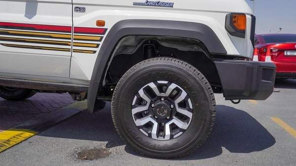 Toyota Land Cruiser 70 LX 4.0L V6 A/T Al Futtaim