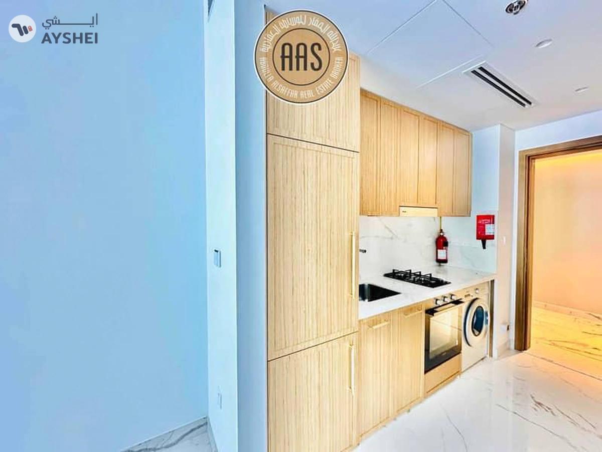 Pool view •• chiller free •• huge size •• with kitchen appliances-12-12