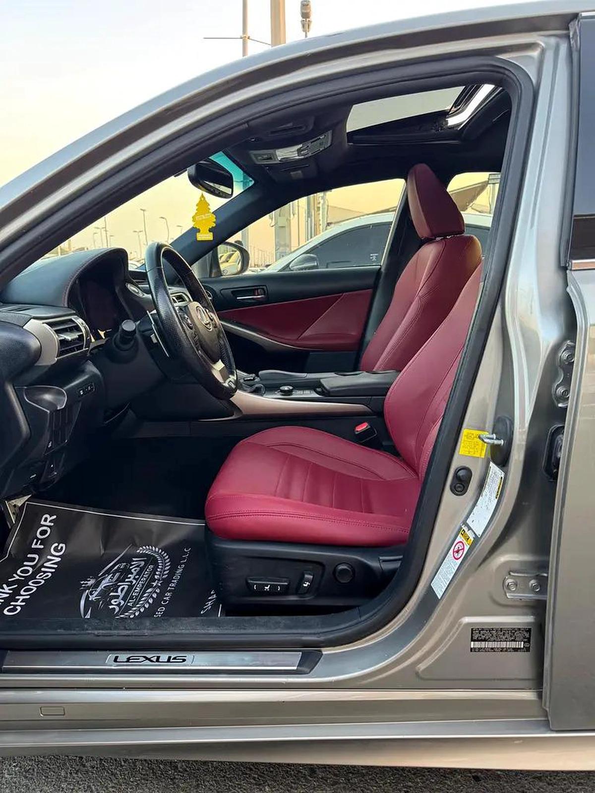 لكزس IS250 V6 2.5L موديل 2015 وارد إف إسبورت فل اوبشن-5-5
