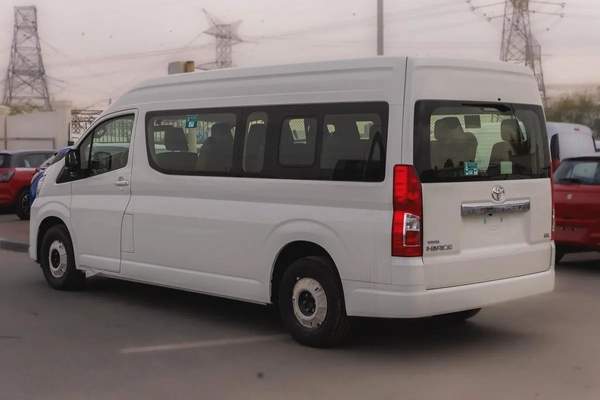 Toyota Hiace GL 2026 - GCC Specs - Brand New