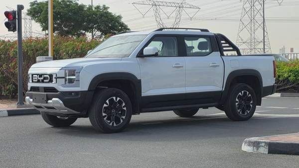 BYD SHARK 6 DMO (White)