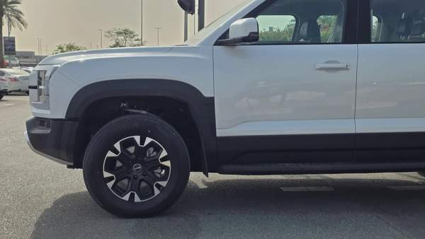 BYD SHARK 6 DMO (White)