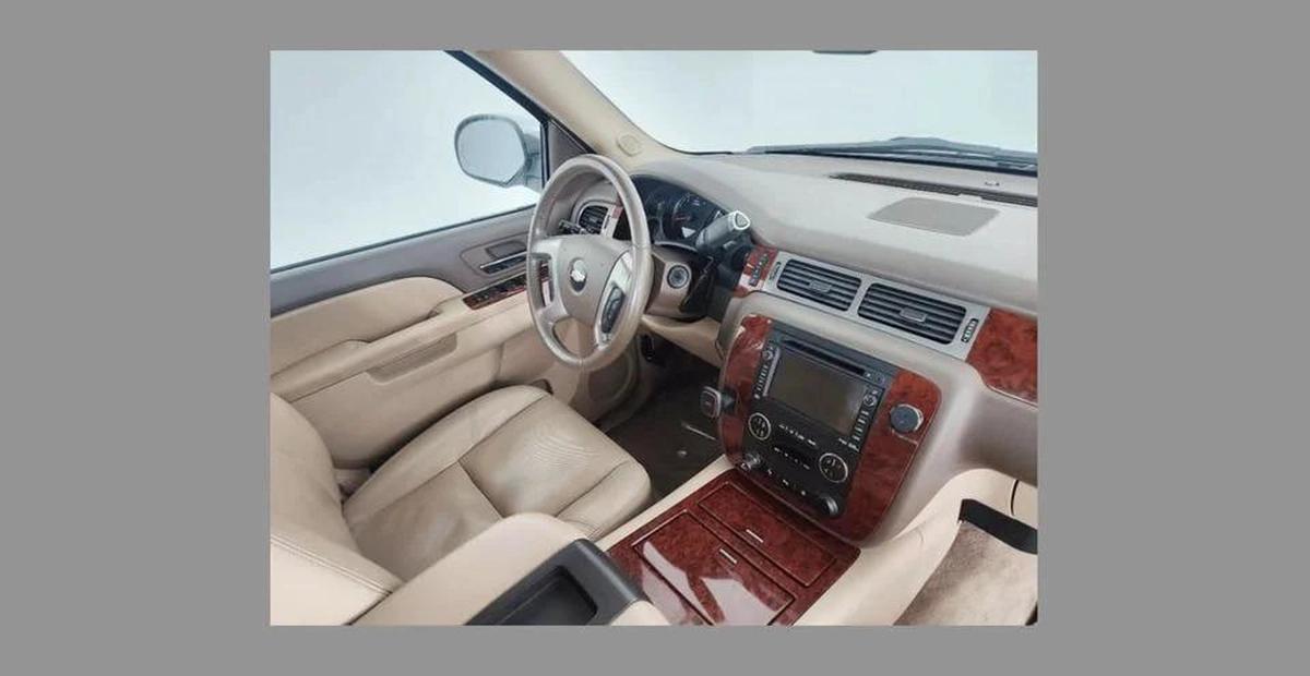 Chevrolet Tahoe LTZ 5.3L-8CYL - FULL OPTION-6-6
