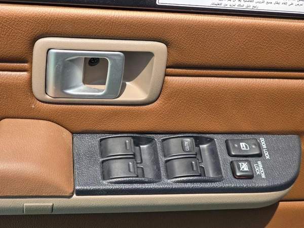 Toyota Land Cruiser 70 LX V6 4.0