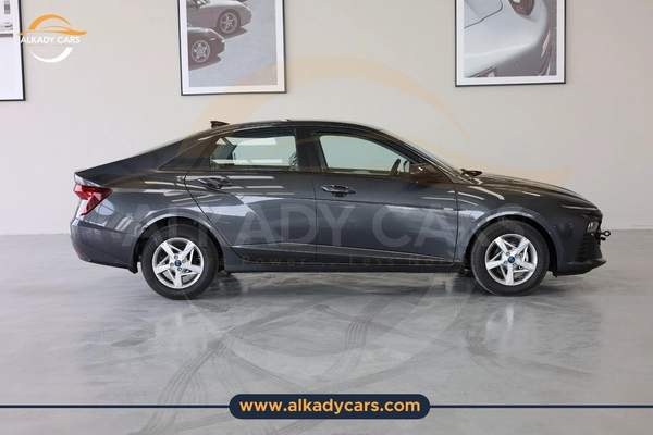 HYUNDAI ACCENT 1.5L PREMIUM 2025