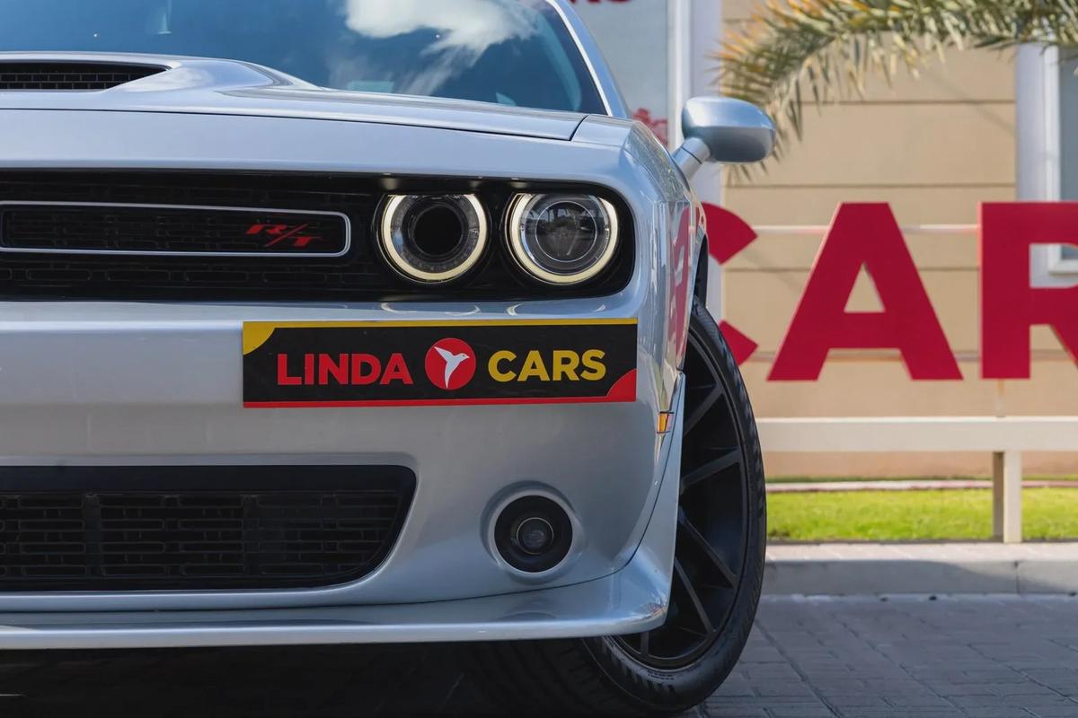 Dodge Challenger 2021-19-19