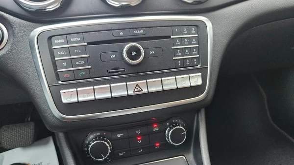 2015 Mercedes GLA 250 4 MATIC || FULL SERVICE AT AGENCY || ACCIDENT FREE|| FULLY LOADED