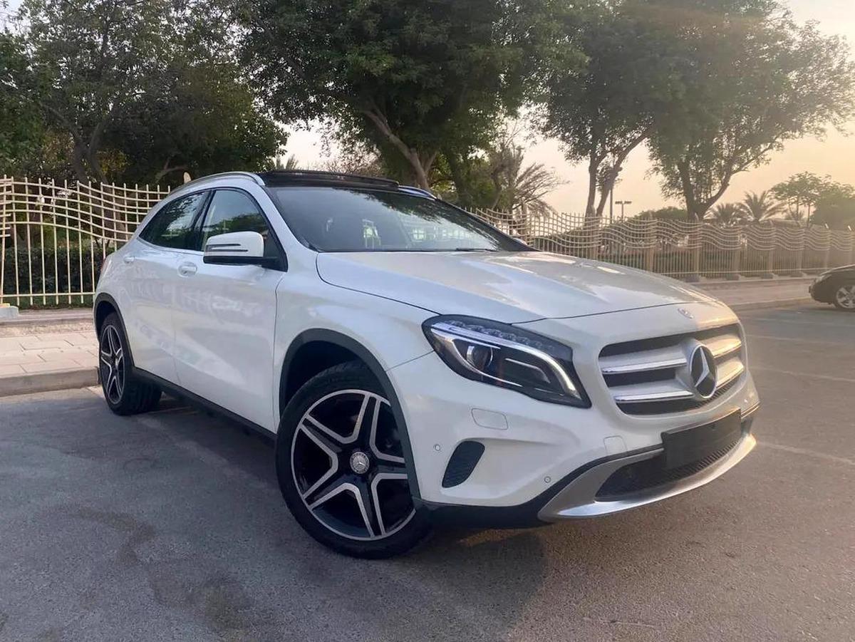 2015 Mercedes GLA 250 4 MATIC || FULL SERVICE AT AGENCY || ACCIDENT FREE|| FULLY LOADED-1-1