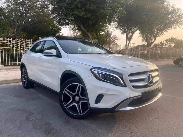 2015 Mercedes GLA 250 4 MATIC || FULL SERVICE AT AGENCY || ACCIDENT FREE|| FULLY LOADED