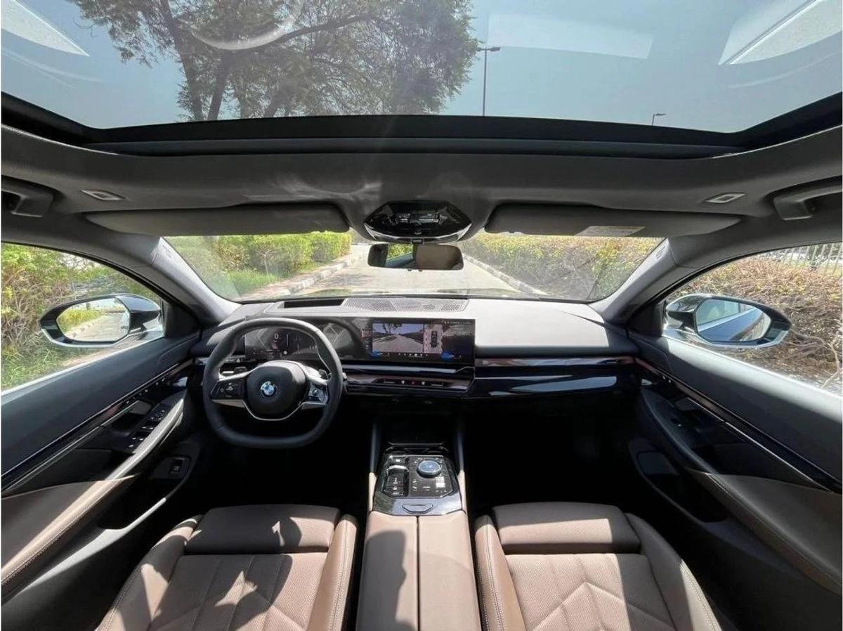 BMW 520i BMW 520I 0KM GCC 2024-12-12