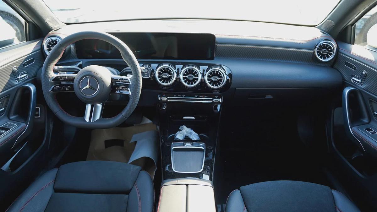 MERCEDES -BEN A 200L 1.5L V4 FULL OPTION MODEL 2025 CHINESE SPECS-10-10