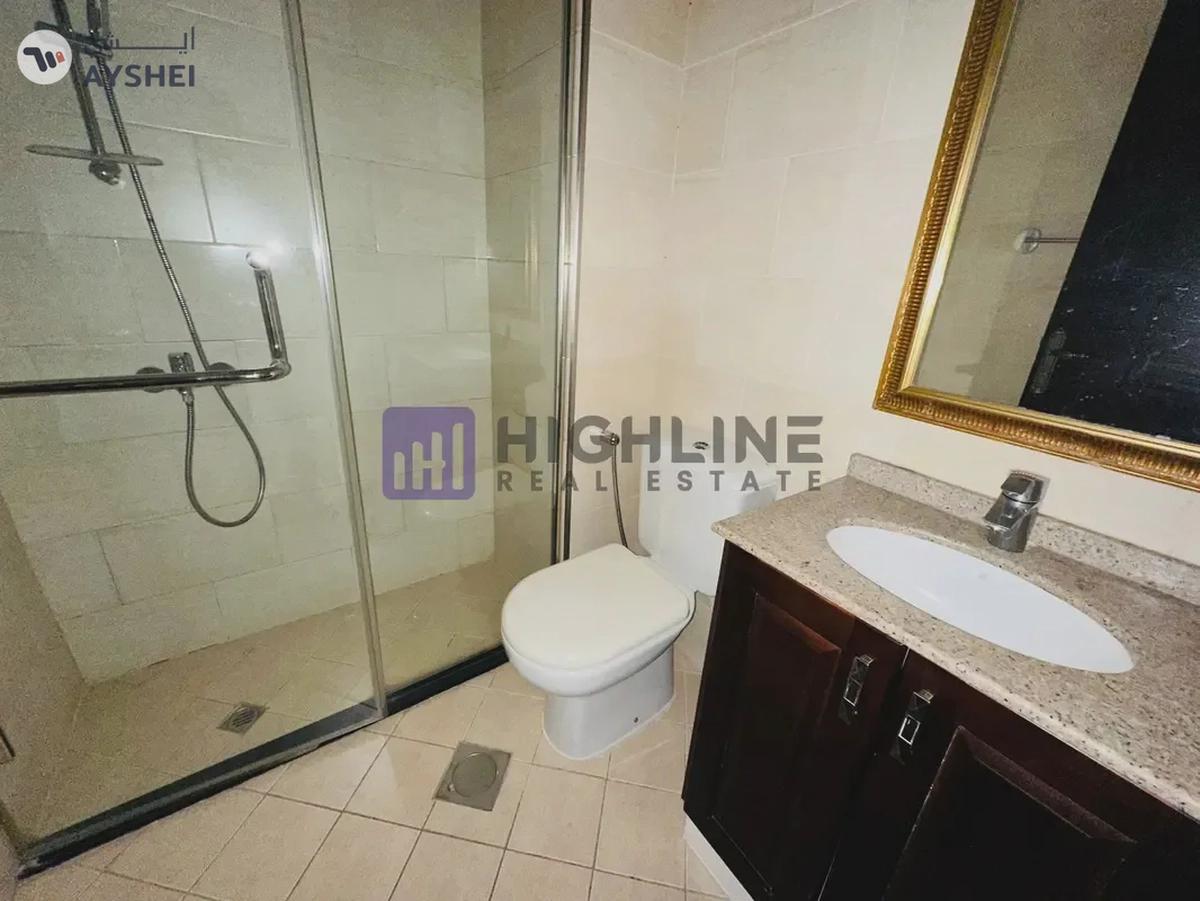 Amazing 2BHK | Closed Kitchen | Prime Location-2-2