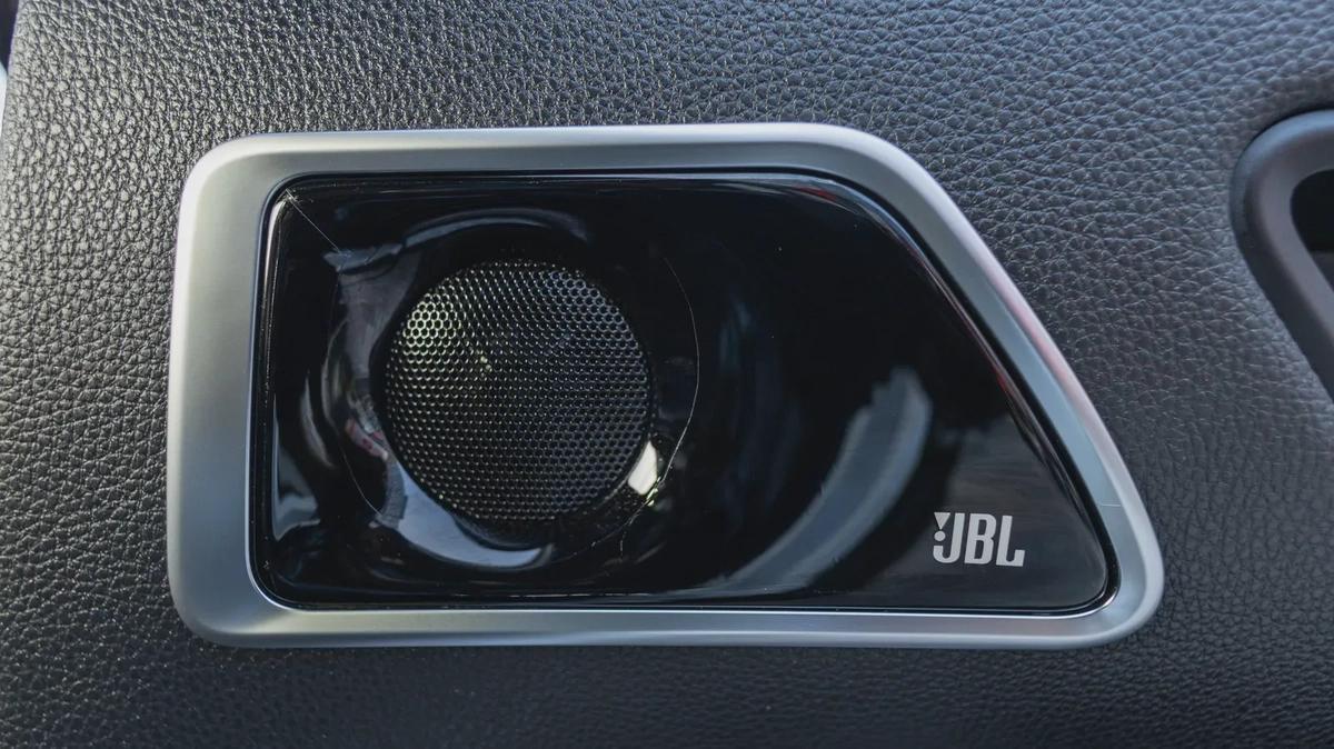 Toyota Land Cruiser 2022-11-11