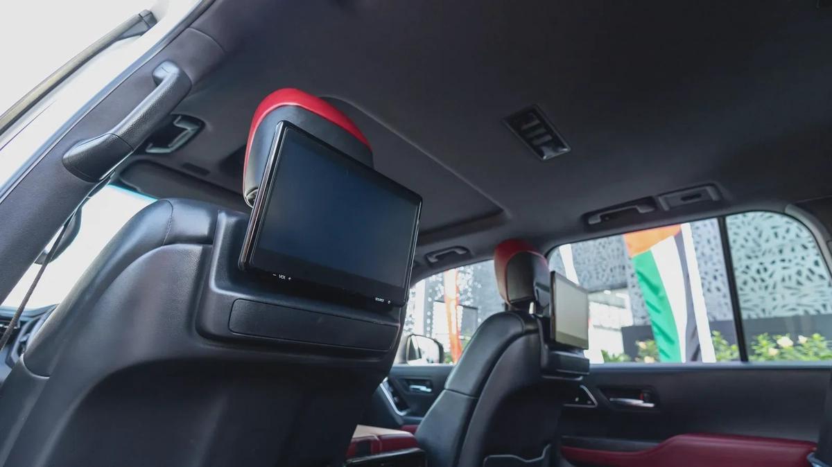 Toyota Land Cruiser 2022-3-3