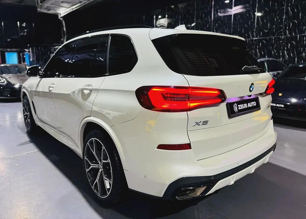 BMW X5 40i 2023 GCC specs for 229,000.00 AED-5-5