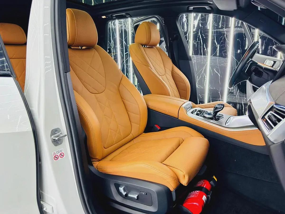 BMW X5 40i 2023 GCC specs for 229,000.00 AED-17-17