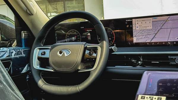 Infiniti QX80 Sensory 2026 GCC 3.5L Twin Turbo 6 Cylinders Brand New For Export